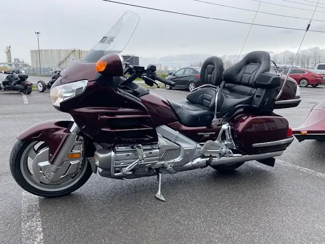 2006 Honda GOLD WING - GL1800 with tow trailer - SAVE $1000 RABAIS