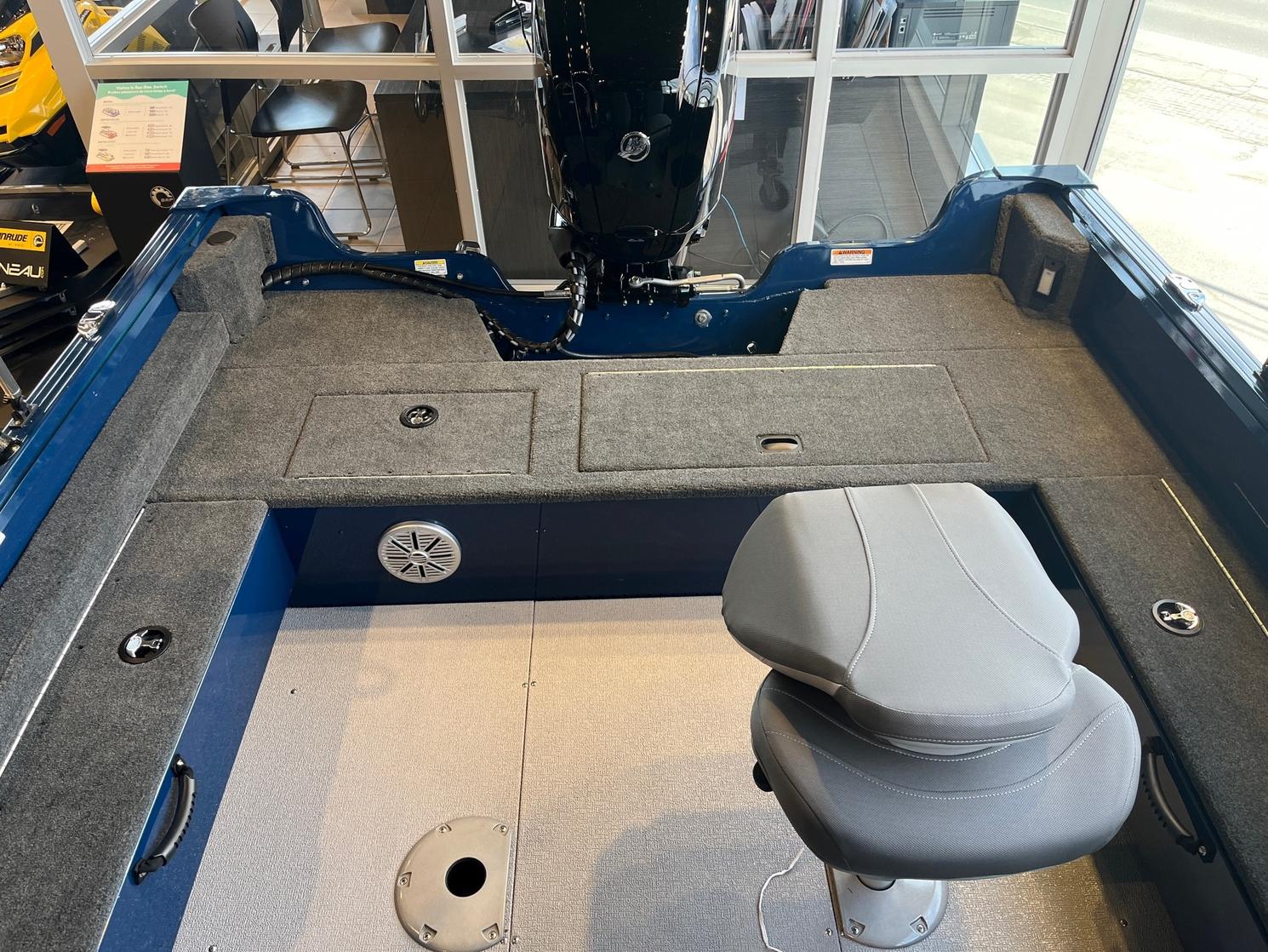 New 2023 Smokercraft Excursion 176 DC in MontLaurier F. Constantineau