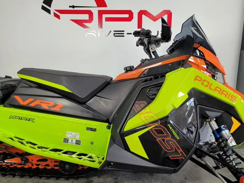 2023 Polaris 850 INDY PATRIOT BOOST VR1 137 DÉMO