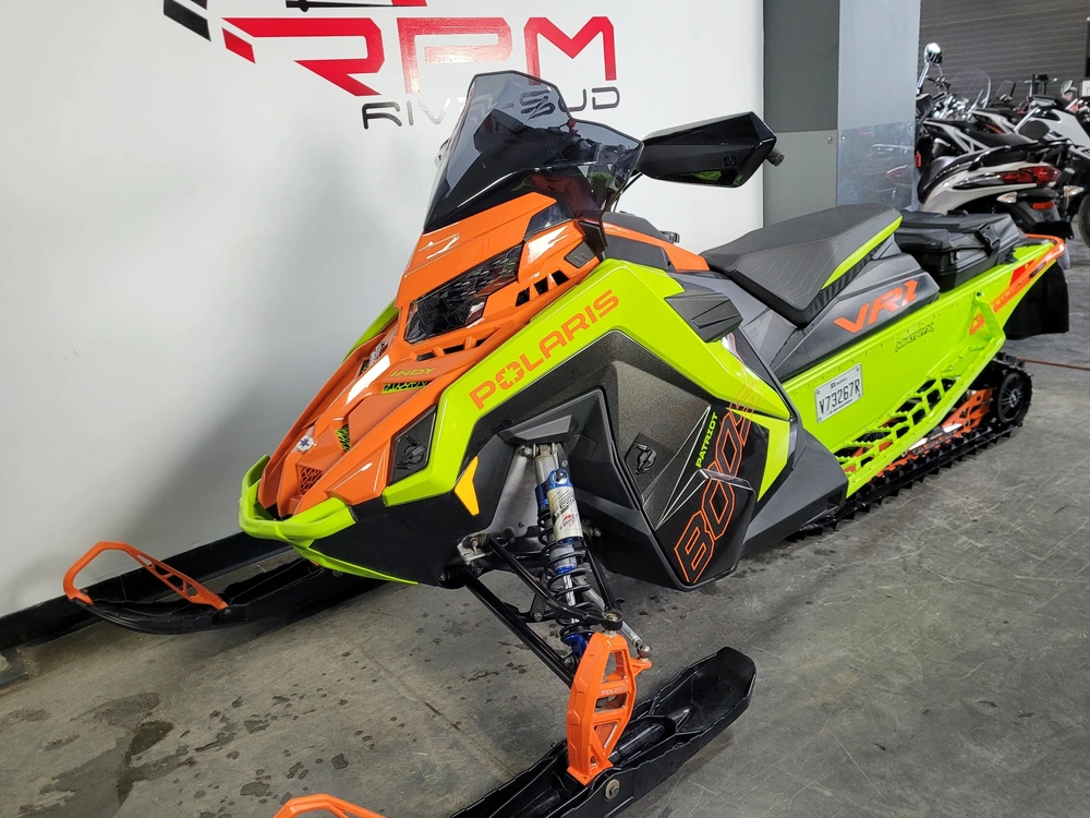 Polaris 850 Indy Patriot Boost Vr1 137 Démo 2023 alt
