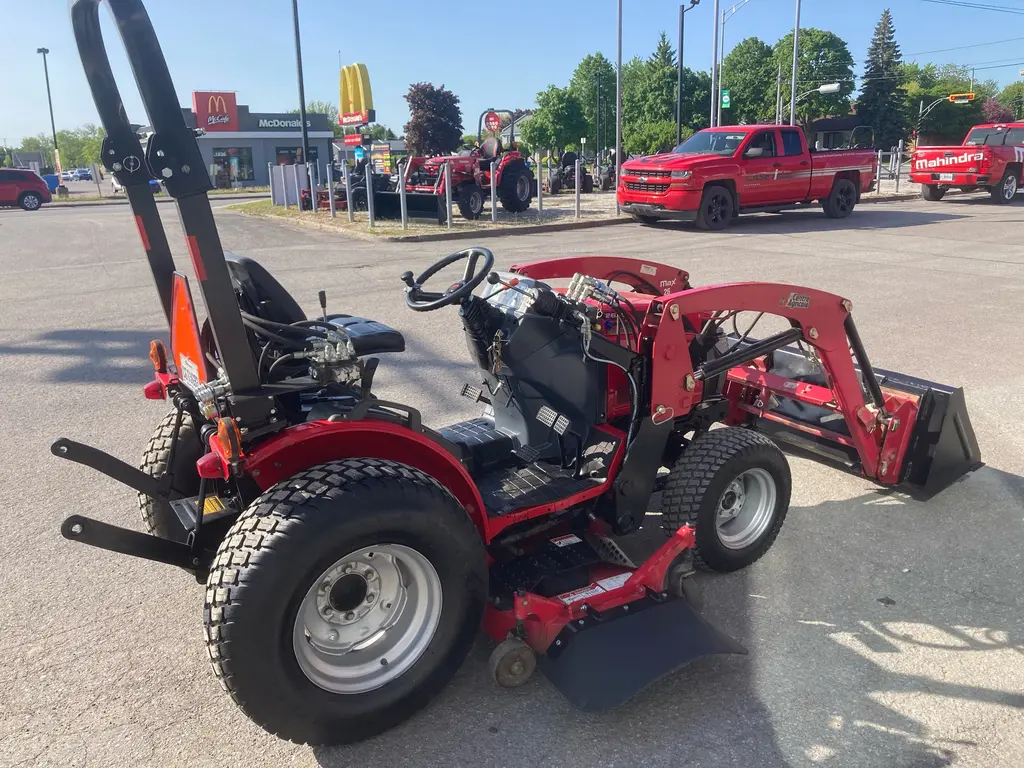 Mahindra Max26XL 2016