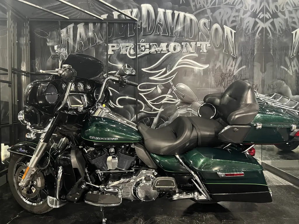 Harley-Davidson FLHTK Electra Glide Ultra Limited 2015