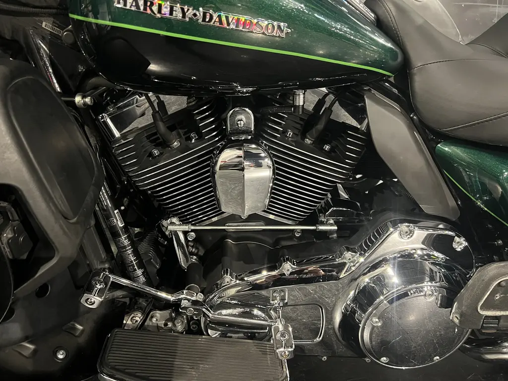 Harley-Davidson Electra Glide Ultra LimitedFLHTK 2015