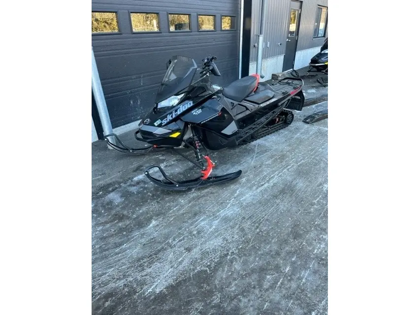2020 Ski-Doo Renegade X 850