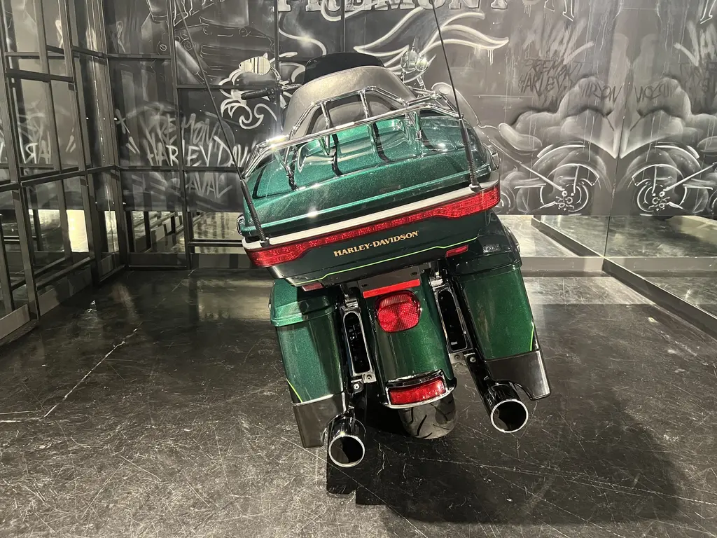 Harley-Davidson Electra Glide Ultra LimitedFLHTK 2015