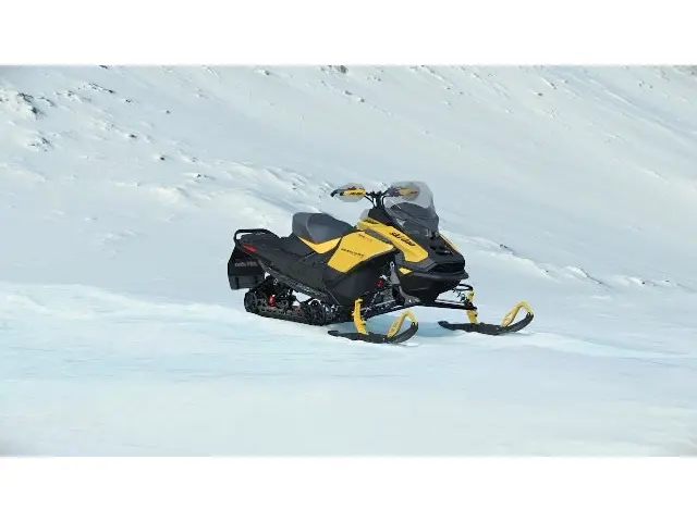  Ski-Doo Renegade Adrénaline 900 Turbo R