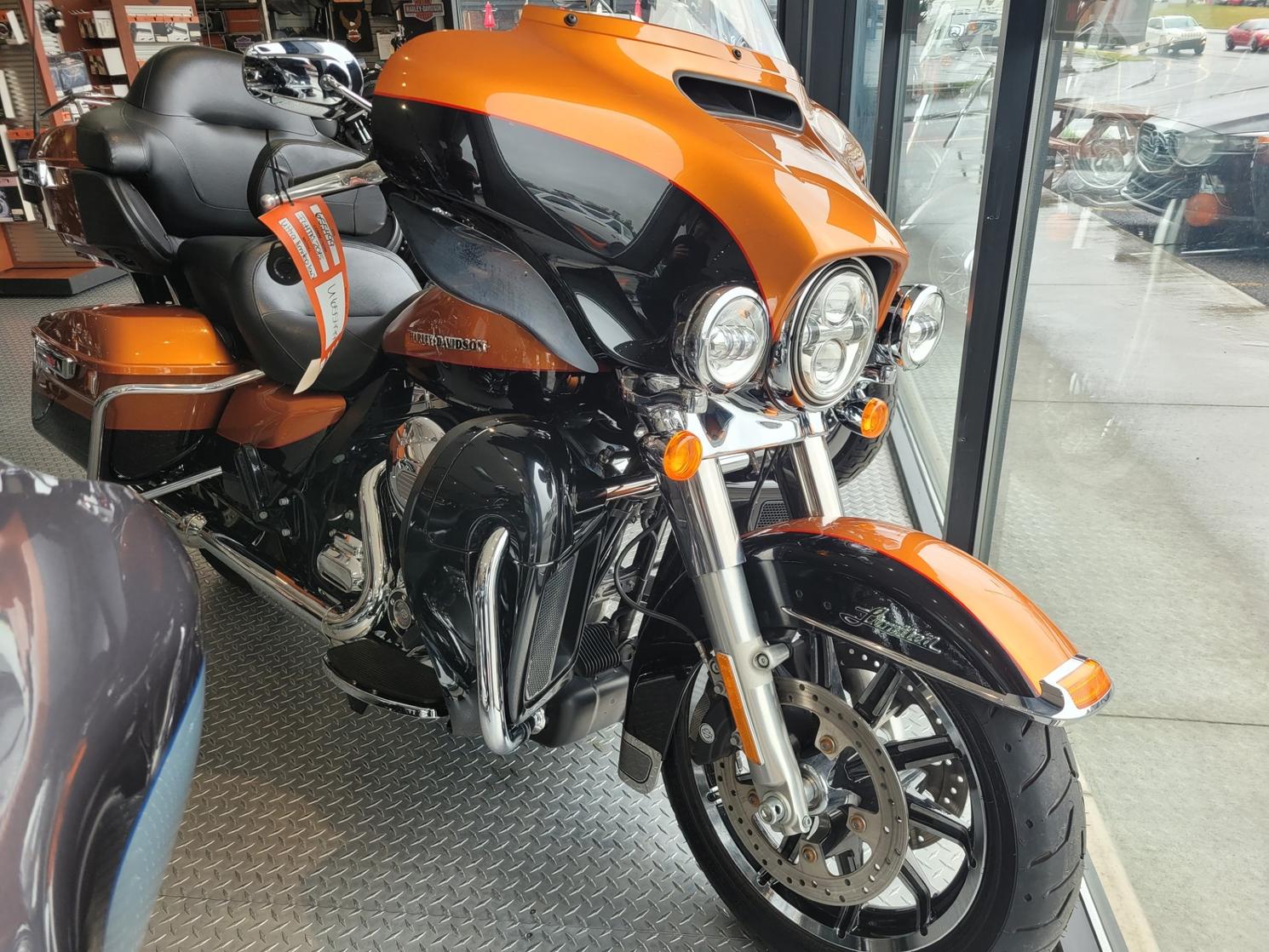 Harley-Davidson FLHTKL 2015