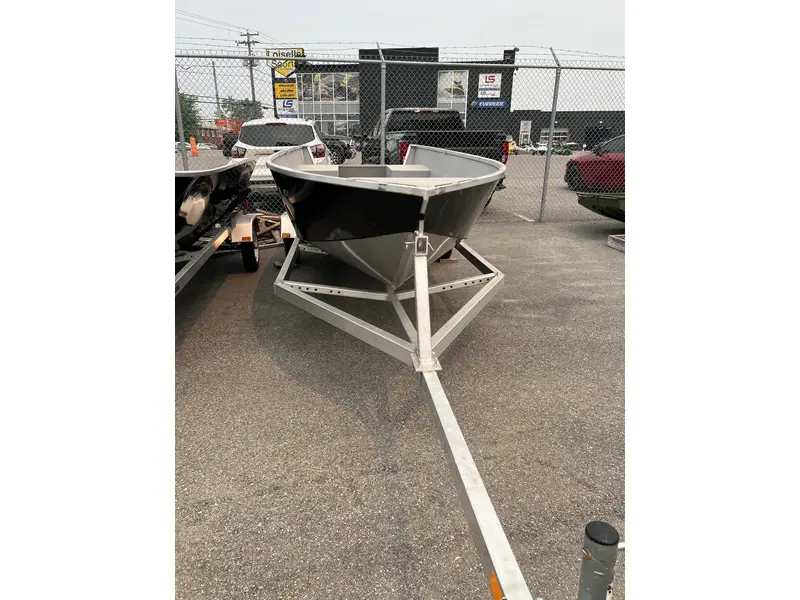 2022 Commère V16-WIDE