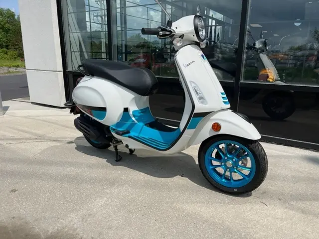 2023 Vespa Primavera 50