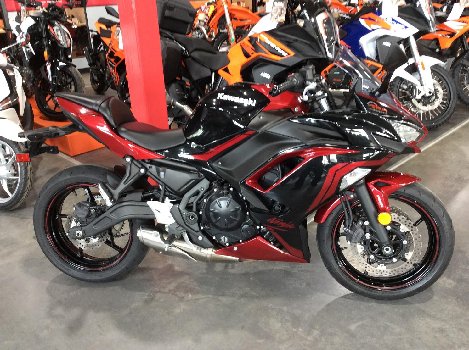 2021 Kawasaki NINJA 650 ABS