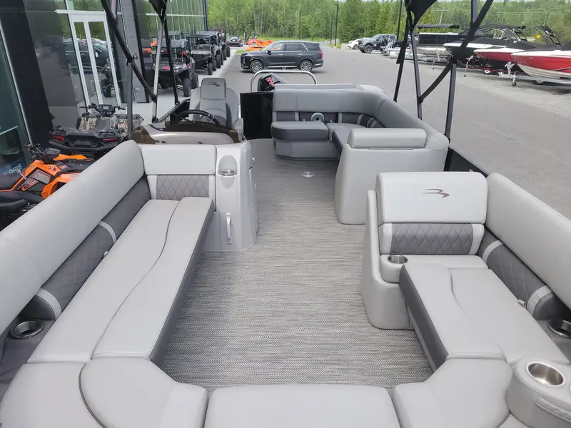 2022 Bennington 23 L Cruise