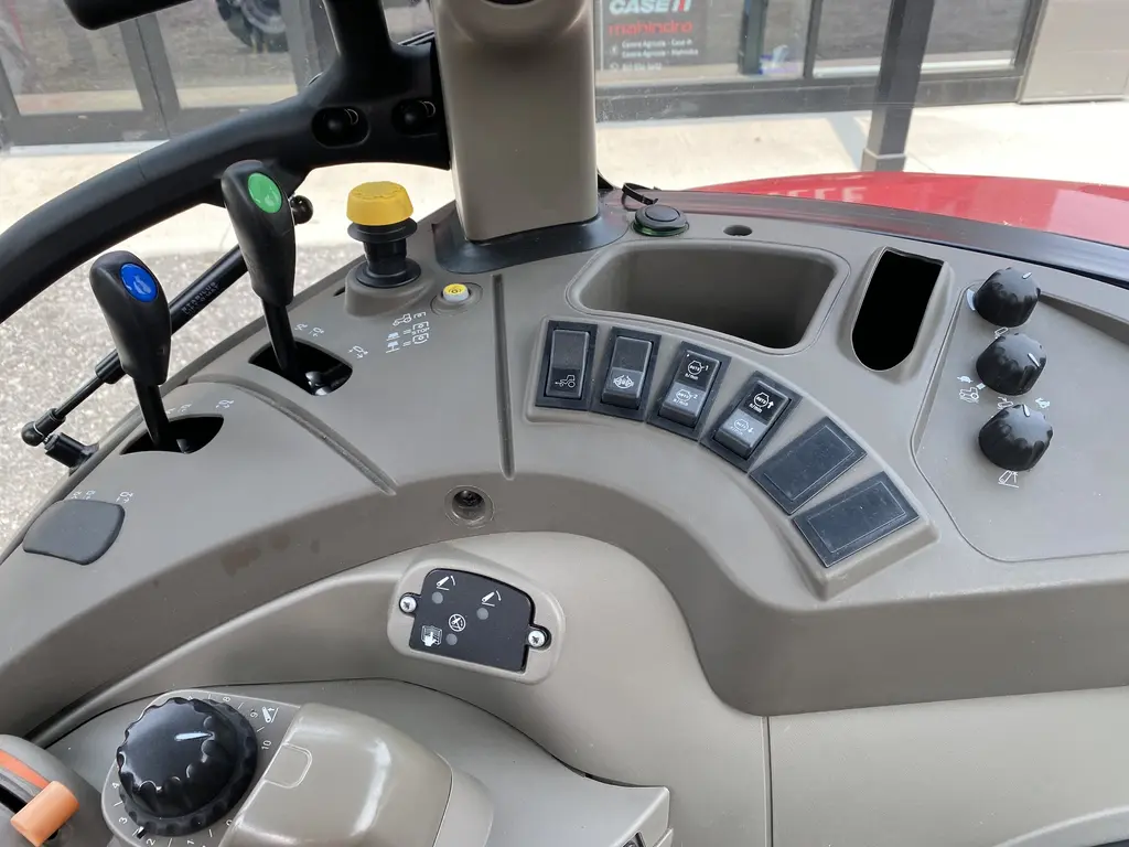 2021 Case IH Farmall 90C