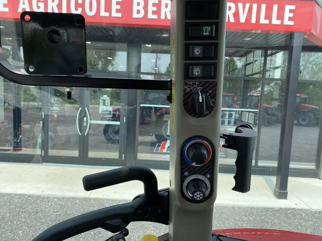 2021 Case IH Farmall 90C