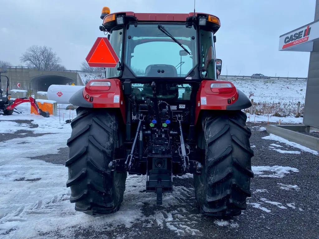 Case IH Farmall 105C 2018