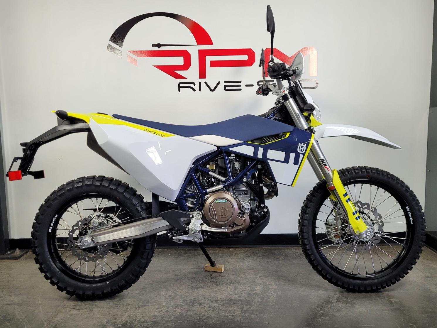 New 2023 Husqvarna Enduro 701 In Lévis Rpm Rive Sud