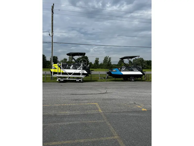 2023 Sea-Doo SWITCH