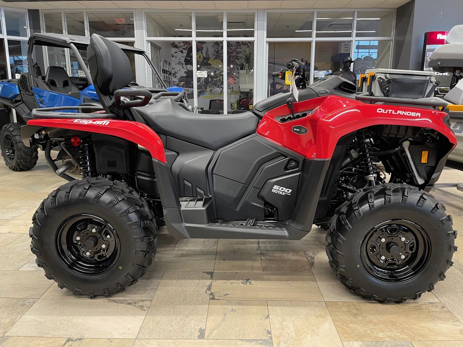 2023 Can-Am OUTLANDER 700 MAX DPS - 1WPB
