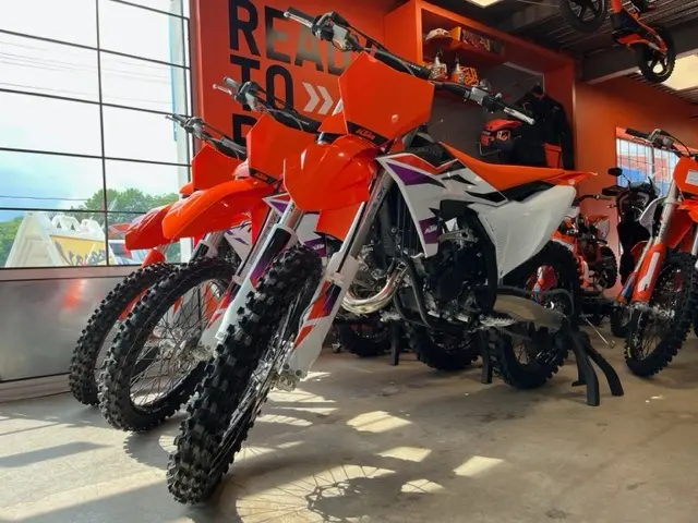 2024 KTM 125 SX thumbnail 2