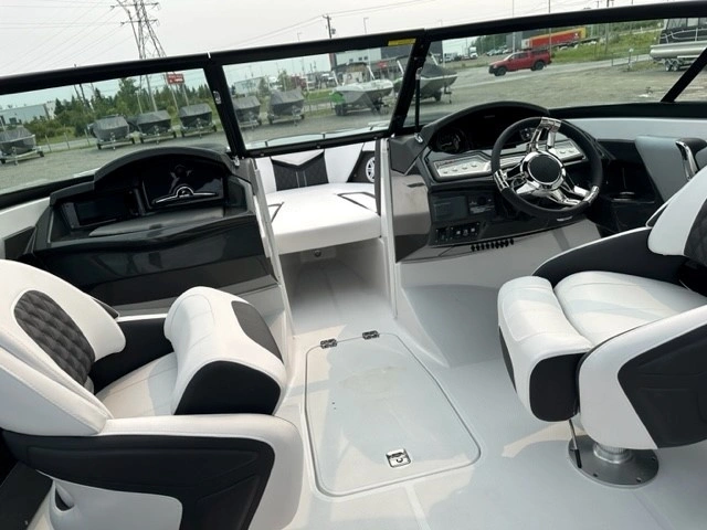 Monterey Boats 238ss Inboard Mercury 6.2l 2024 alt