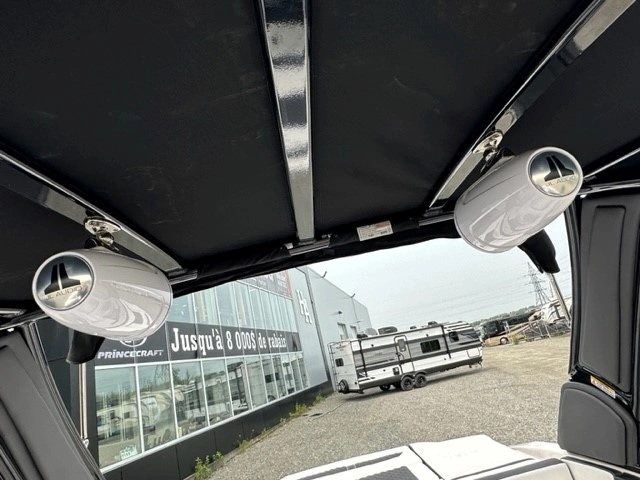 Monterey Boats 238ss Inboard Mercury 6.2l 2024 alt