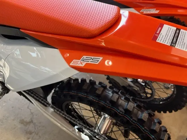2024 KTM 125 SX thumbnail 3