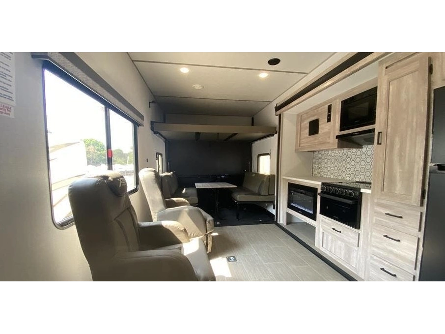 2023 Xlr 335xlre alt