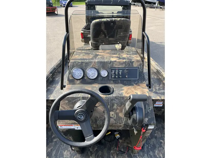 2024 Crestliner JON RETREIVER 1660 CAMOUFLAGE jet boat 40