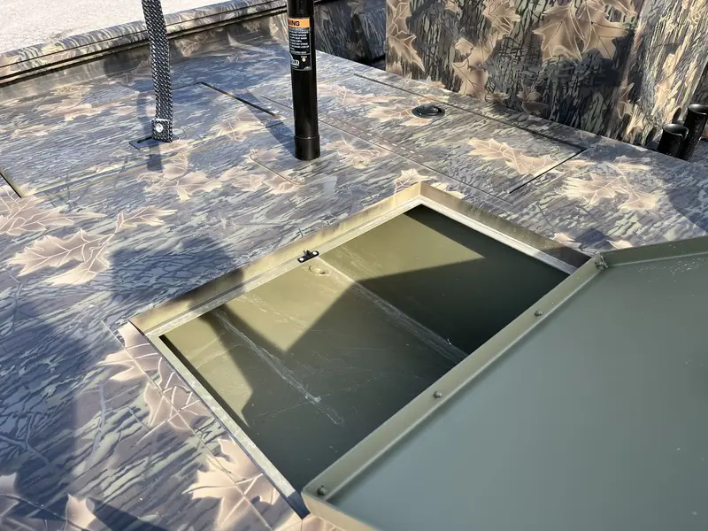 2024 Crestliner JON RETREIVER 1660 CAMOUFLAGE jet boat 40