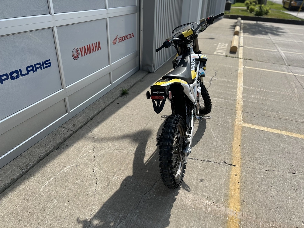 Surron Storm Bee Motocross Électrique 2023 alt