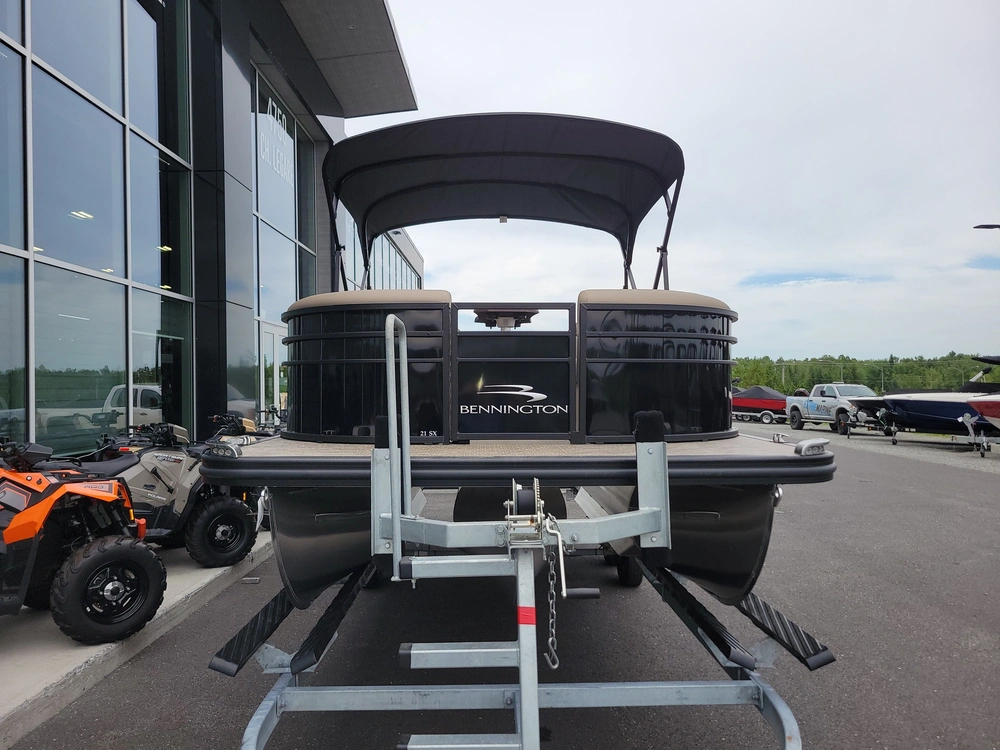 Bennington 21 Sx Stern Radius 3000$ De Rabais 2024 alt