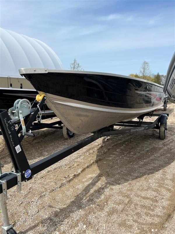 New 2023 SmokerCraft Voyager 14 in Grand Bend Southwest Marine