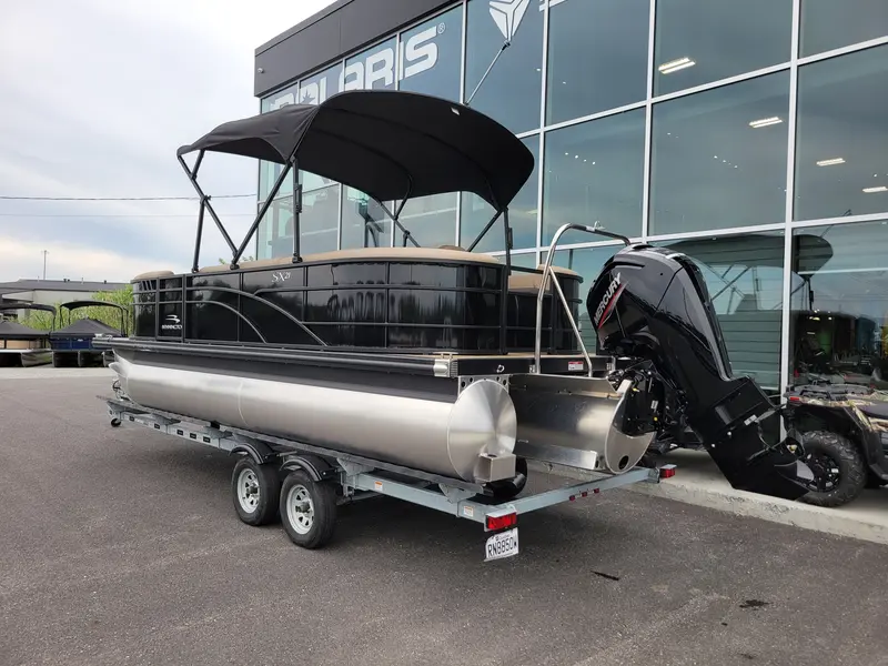 2024 Bennington 21 SX Stern Radius