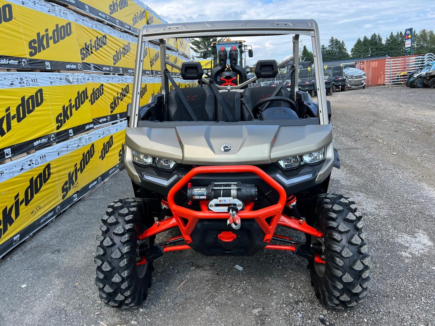 CanAm DEFENDER XMR HD10 2023 neuf à SaintRaymond Dion Sports