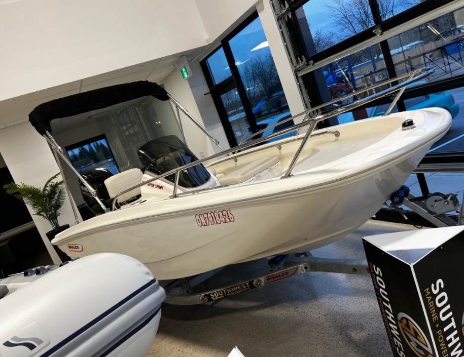 2021 Boston Whaler 130 SS