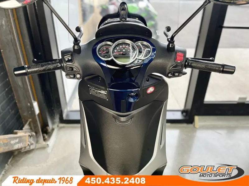 2014 Piaggio BV 350 thumbnail 11