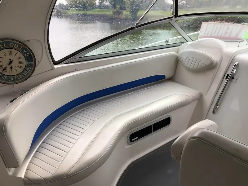 2006 Bayliner 325