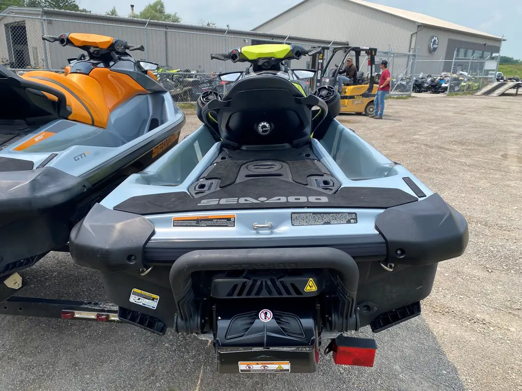 ボーディング・ステップ 聞き取っ SEA-DOO/シードゥ RXT/RXT-X ボーディング・ステップ 聞き取っ SEA-DOO/シードゥ RXT/RXT-X