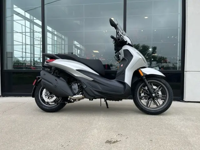 2023 Piaggio BV 400 BEVERLY ABS