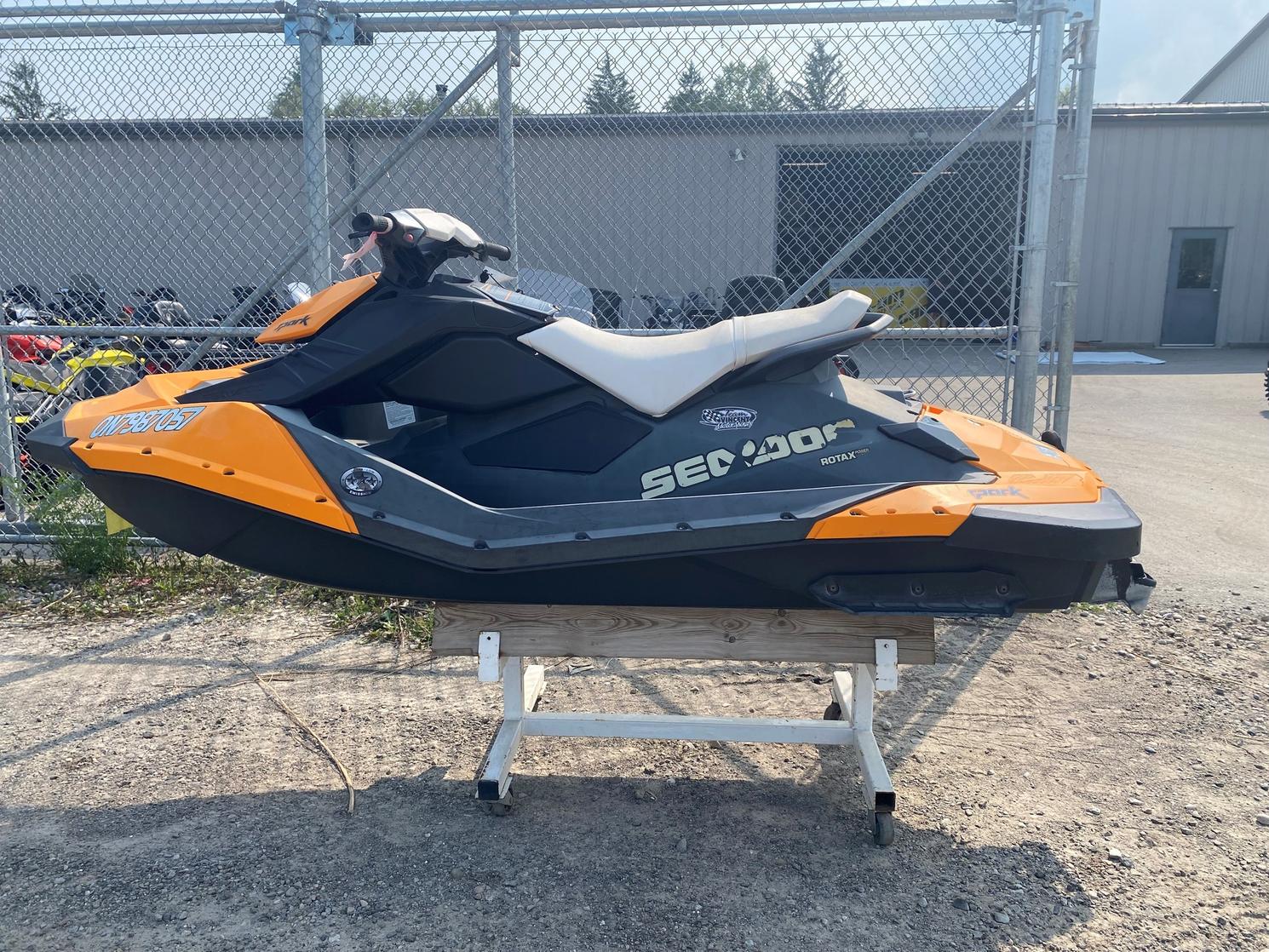 Used 2014 Sea-Doo/BRP Spark 2-up 90HP IBR in Ayr - Team Vincent