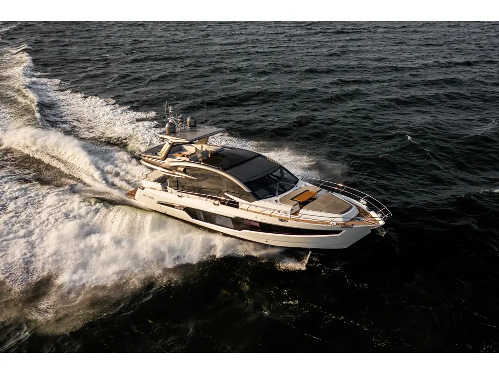 Galeon 700 SKY  2026
