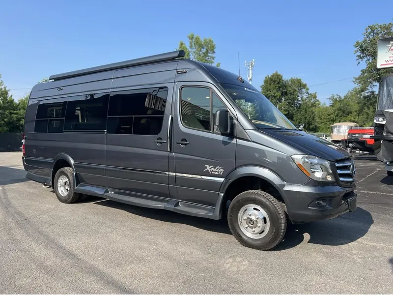 2018 Regency 3500 XALTA LX **SPRINTER MERCEDES DIESEL 4X4** thumbnail 4