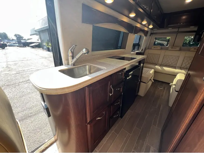 2018 Regency 3500 XALTA LX **SPRINTER MERCEDES DIESEL 4X4** thumbnail 28