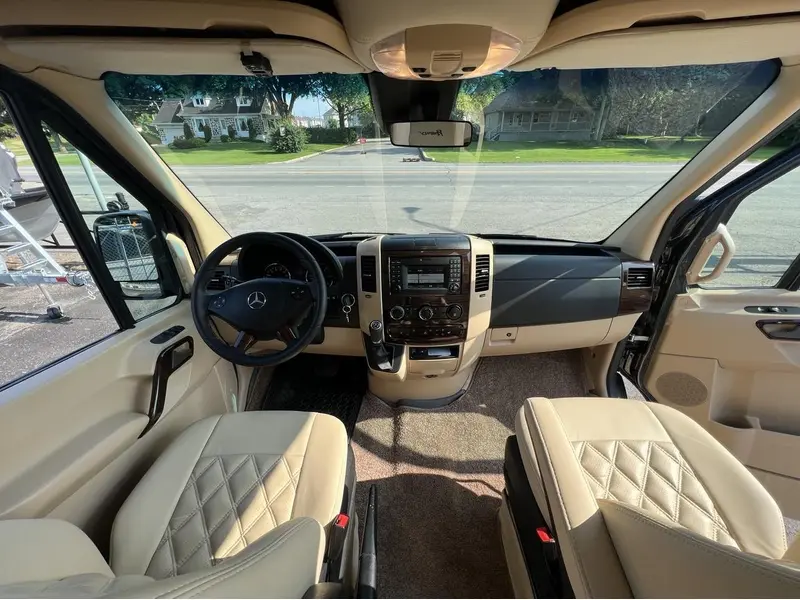 2018 Regency 3500 XALTA LX **SPRINTER MERCEDES DIESEL 4X4** thumbnail 17