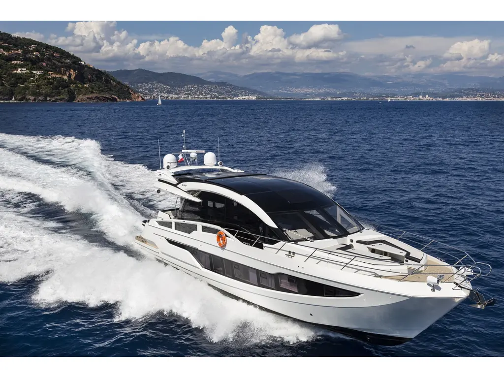 2025 Galeon 650 SKY 