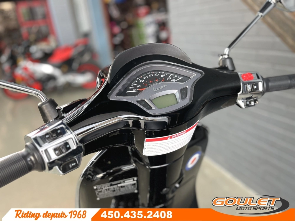 Vespa Sprint 50 2021 alt