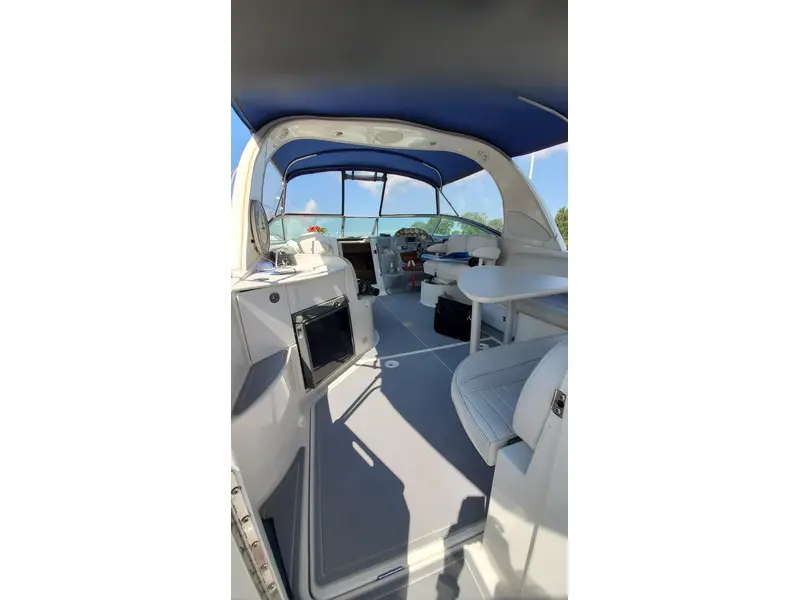 2006 Bayliner 325