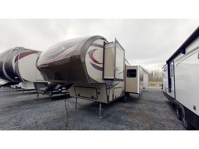 2014 Prime Time Crusader 260RLD