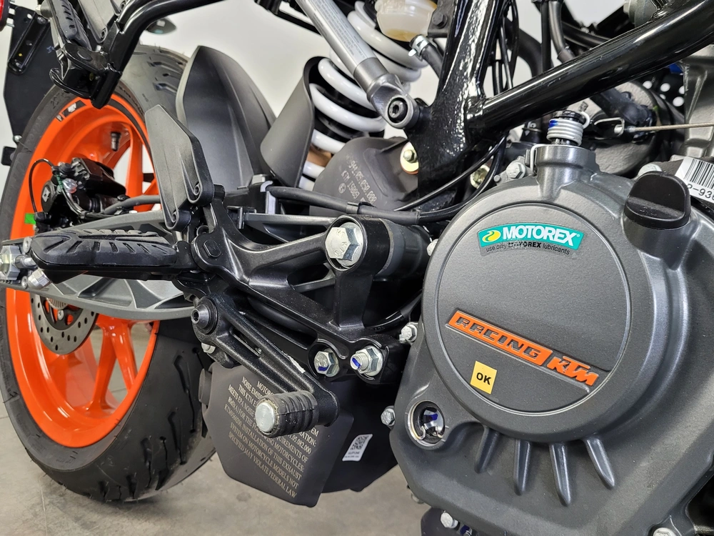 Ktm 200 Duke *0.99% Sur 60 Mois 2023 alt