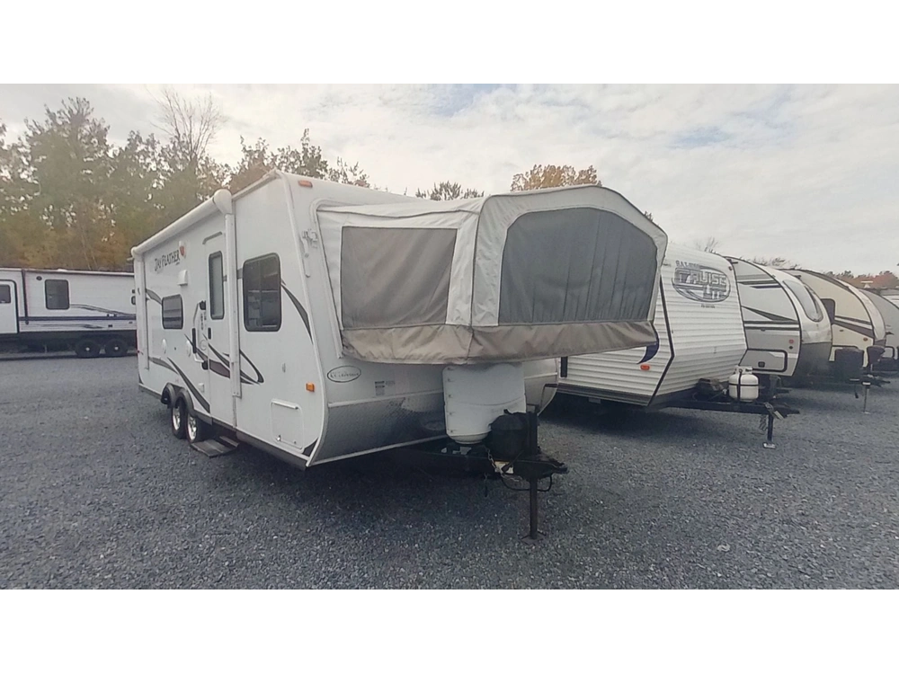 Jayco Jay Feather 23b 2011 alt
