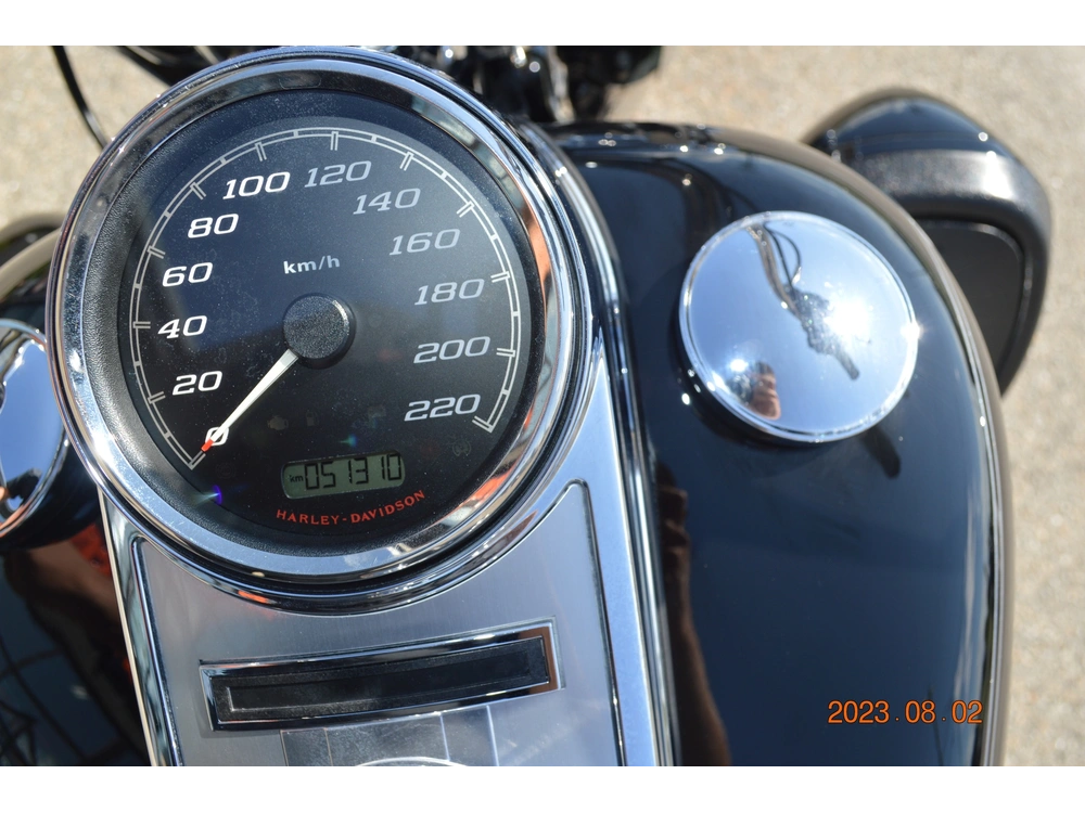Harley-davidson Fl-road King 2014 alt